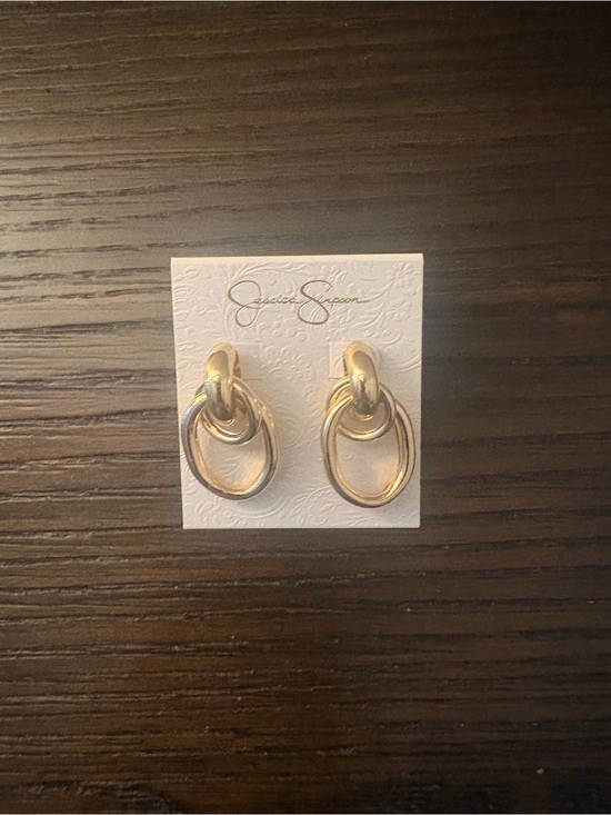 Jessica Simpson Jewelry - NEW Jessica Simpson Gold Interlocking Hoop Earrings